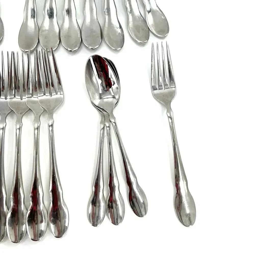 Gourmet Settings GS Old World 18/10 Stainless flateware set